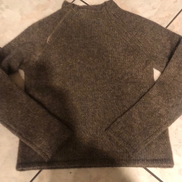 MaxMara Sweaters - EUC MAXMARA STYLISH AND CLASSIC SWEATER